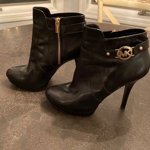 Michael Kors women’s black booties